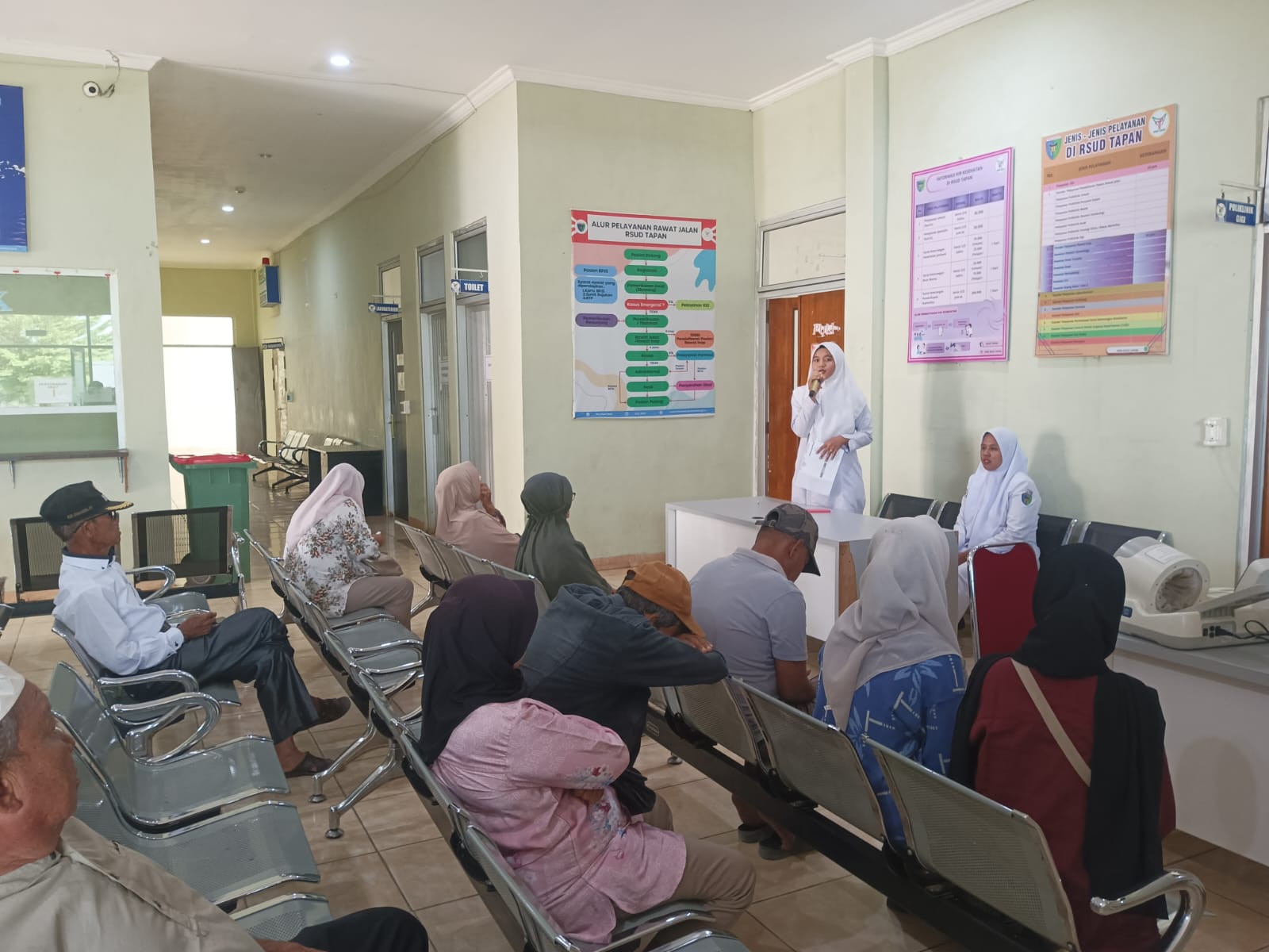 Penyuluhan Tim Gizi RSUD Tapan di Poliklinik RSUD Tapan