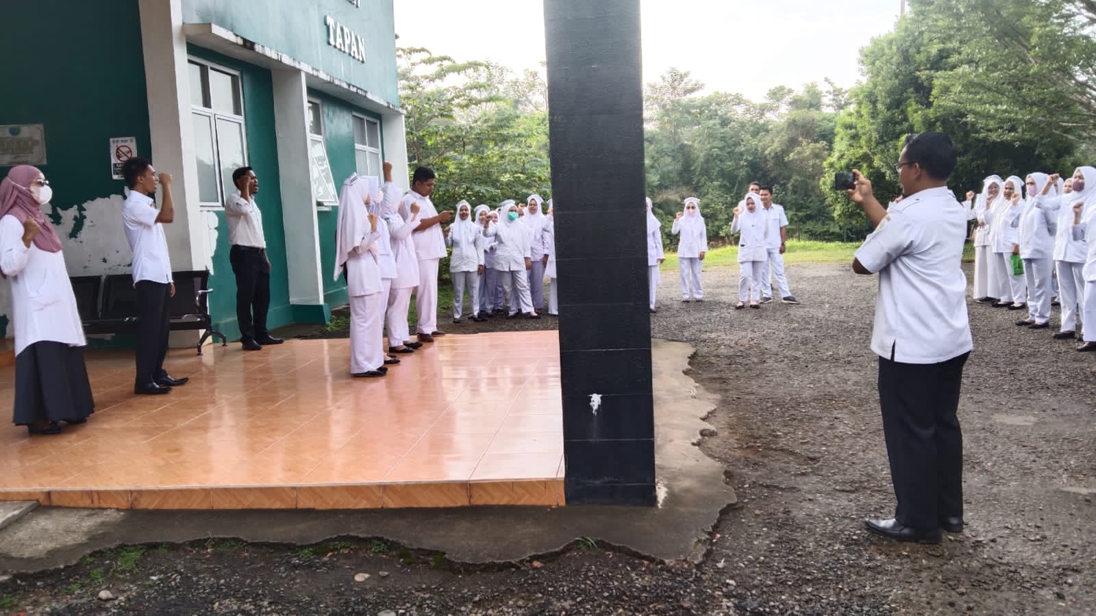 Apel pagi RSUD Tapan bersama Yel - yel Tanggal 12 Oktober 2023