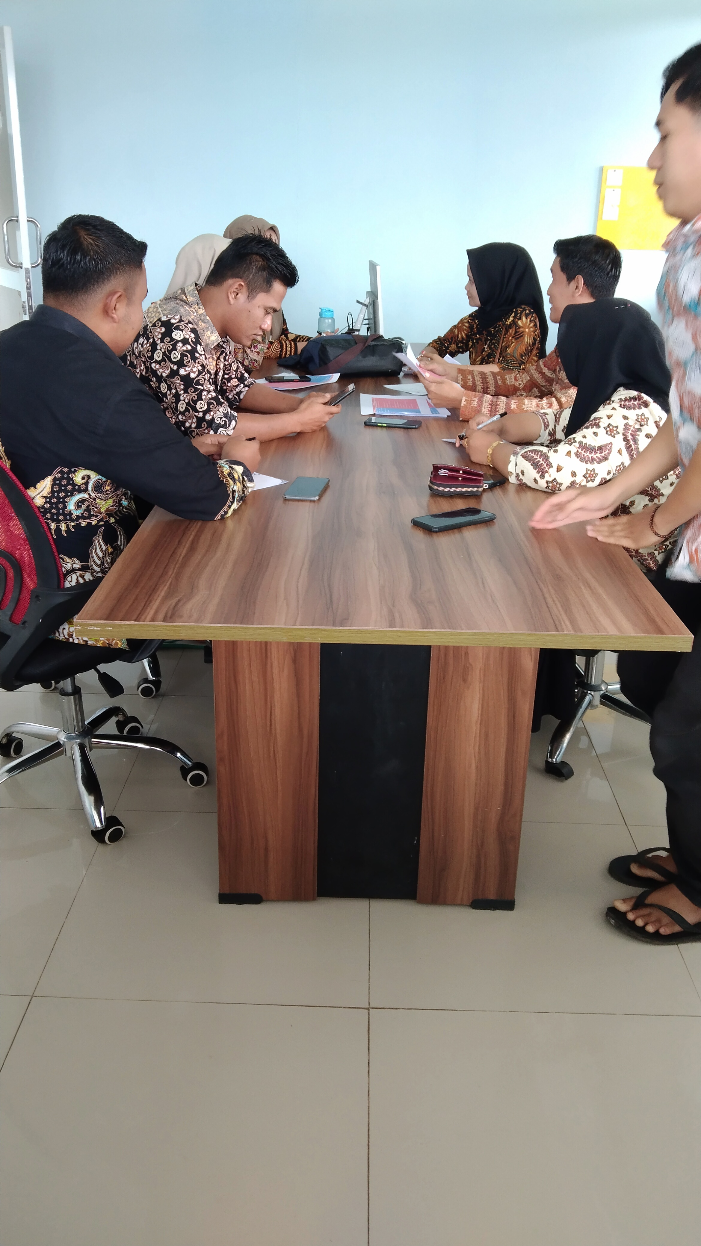 Rapat  Pembagian Elemen  Penilaian  Pokja Kualifikasi dan Pendidikan Staf (KPS) 