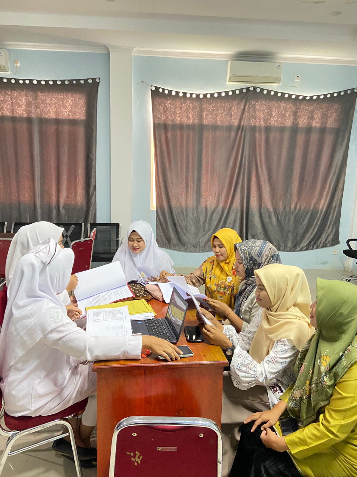 Persiapan Pokja AKP Menjelang Bimbingan Akreditasi dengan Dinas Kesehatan Kabupaten Pesisir Selatan