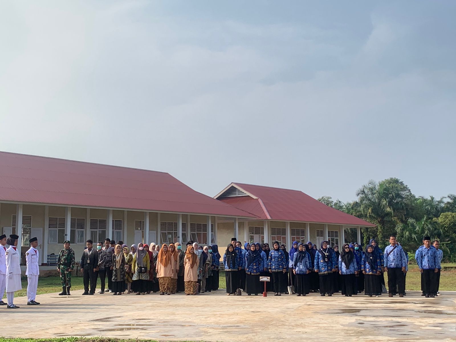 Apel Gabungan RSUD Tapan Memperingati Hari Pahlawan