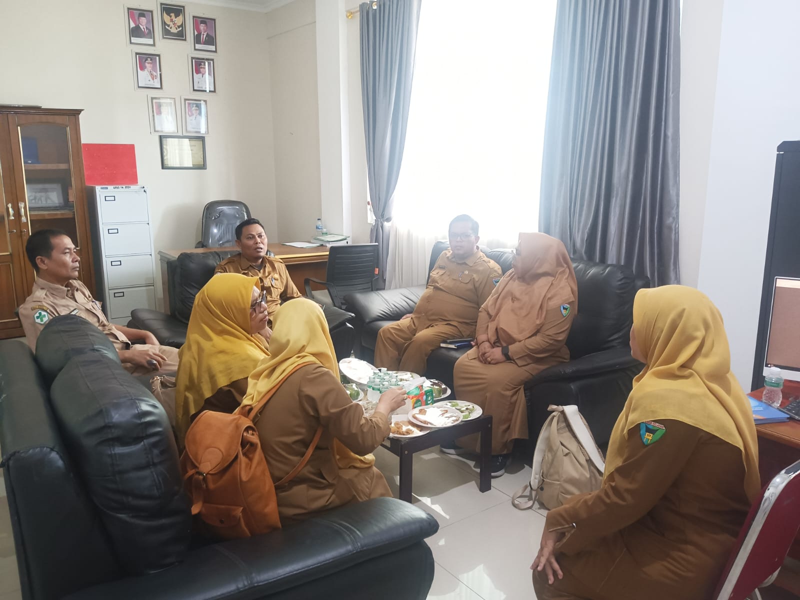 Monitoring dan Evaluasi oleh Sekretaris, Kasubag Kepegawaian dan Keuangan, Serta Bagian Perencanaan 